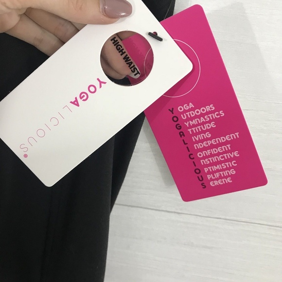 Yogalicious High Waist Cut Out Cropped Legging - Picture 4 of 8